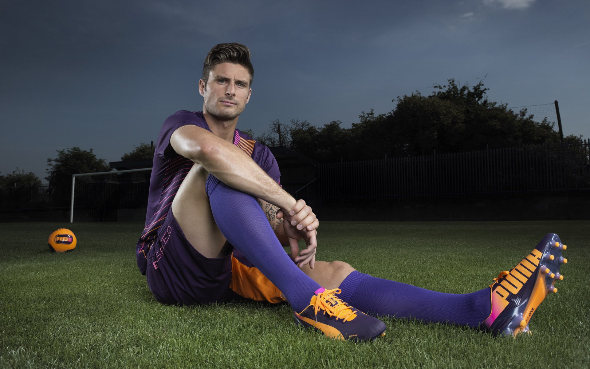 爱游戏体育账号注册-曾经的奇葩规定:足球史上最奇异的规则,足球奇葩进球集锦